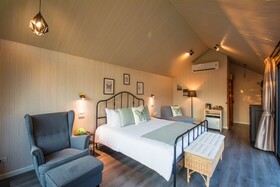 Thara Dara Khaoyai