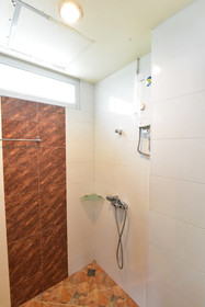 Tharakiree Place Hotel