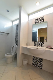 Tharakiree Place Hotel