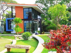 The One House Resort