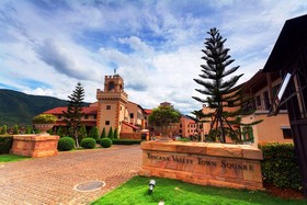 Town Square Suites by Toscana Valley