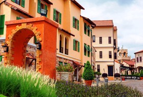 Town Square Suites by Toscana Valley