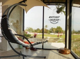 The White Knot Farm Stay