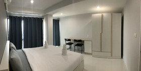 Ploen Ploen Residence