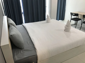 Ploen Ploen Residence