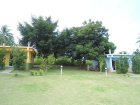 At My Home Resort Bangsaphan