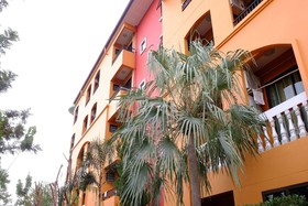 I Home Residence And Hotel