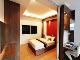 The Contrast i Hotel