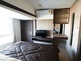 The Contrast i Hotel