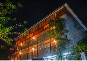 Suntisuk Place
