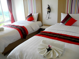 Eitanic Resort