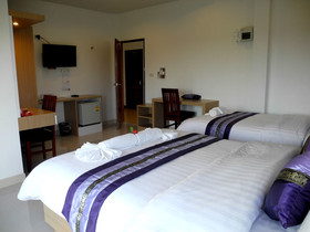 Eitanic Resort