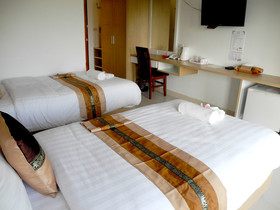 Eitanic Resort