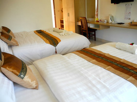 Eitanic Resort