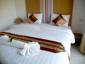 Eitanic Resort
