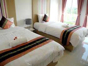 Eitanic Resort