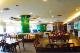 Golden City Hotel