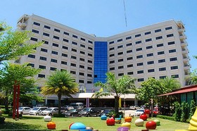 Golden City Hotel