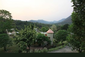 Hi - Scene Resort