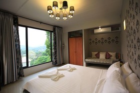 Hi - Scene Resort