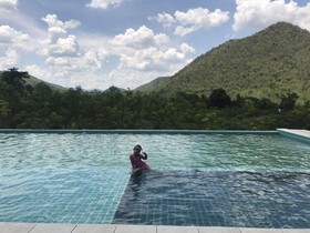 Hi - Scene Resort