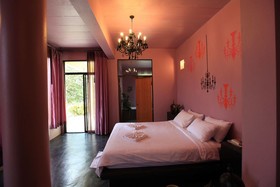 Hi - Scene Resort