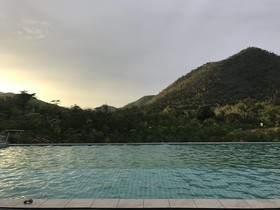 Hi - Scene Resort