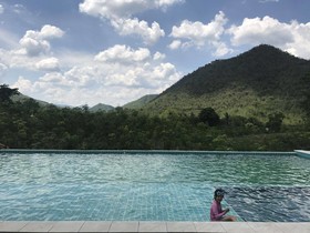 Hi - Scene Resort