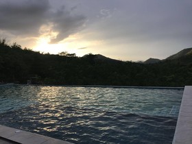 Hi - Scene Resort
