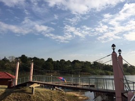 Lollop Resort