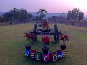 Longmadoo Resort