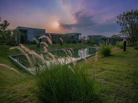 Molloft Resort
