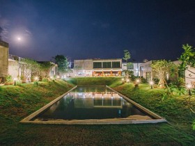 Molloft Resort