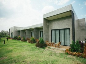 Molloft Resort