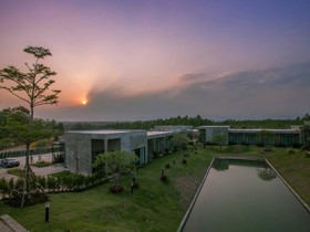 Molloft Resort