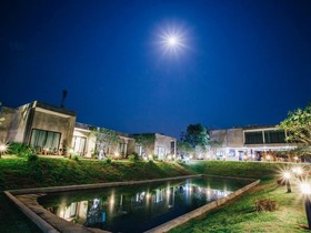 Molloft Resort