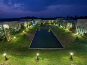 Molloft Resort