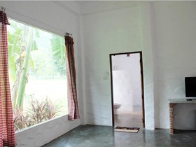 Monoko Porploen Resort