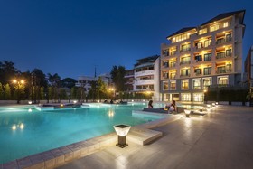 Nine River Hotel
