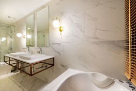 Nine River Hotel