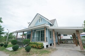 Reuan Chom Dao Resort
