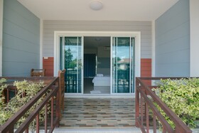 Reuan Chom Dao Resort