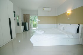 Reuan Chom Dao Resort