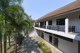 Suanpung Bonsai Village