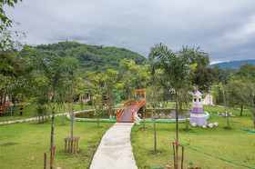 Tanihill Resort