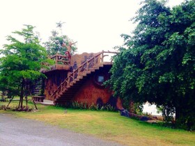 Timberland & Fruit Resort