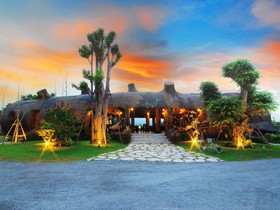 Timberland & Fruit Resort