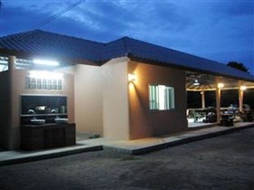 Tiwson Suanphueng Ratchaburi Resort