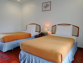 Triple Resort