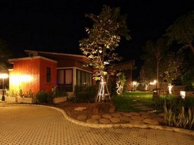 Varee Manust Resort